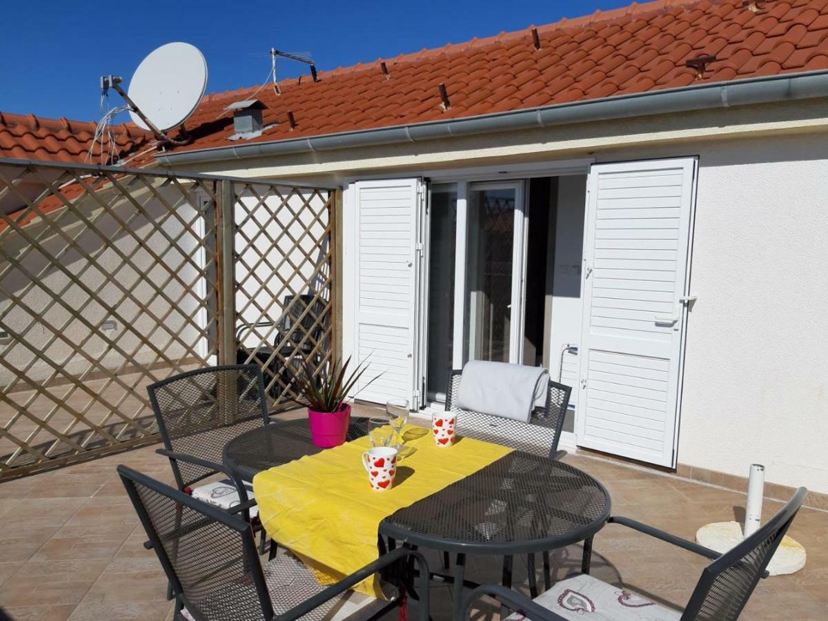 Apartment Place 2 Stay Hvar Town Kültér fotó